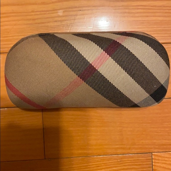 Burberry Sunglasses - Picture 9 of 13